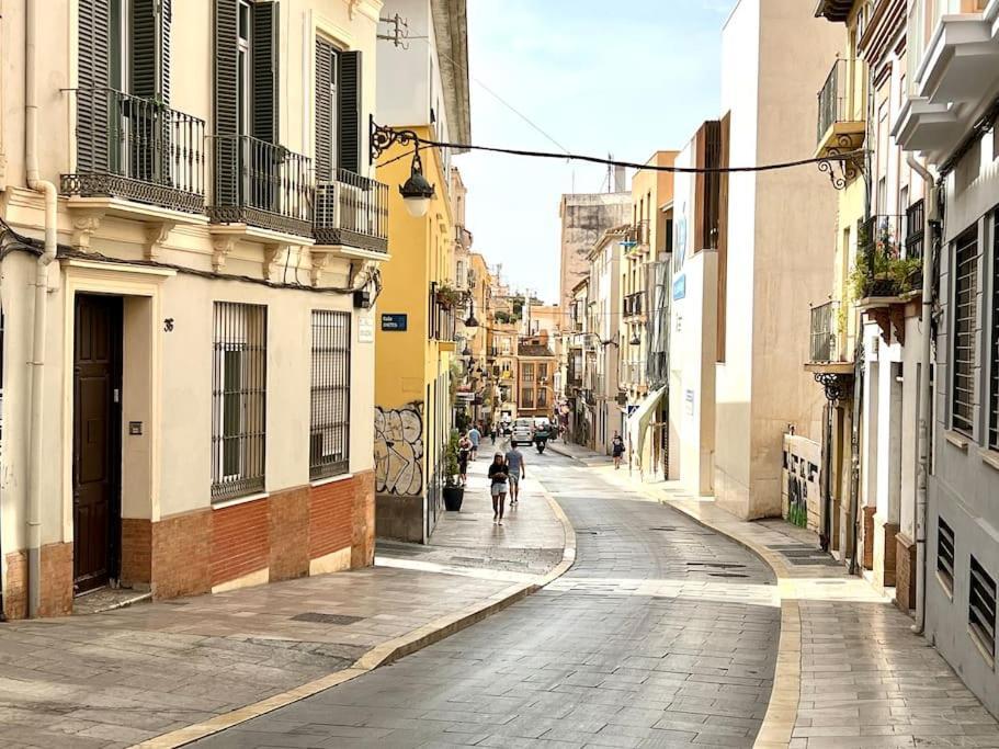 Exquisito Estudio En El Centro De Malaga Luaran gambar